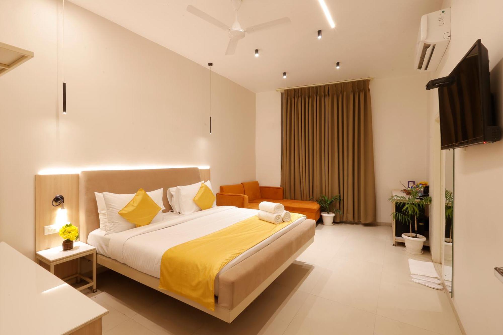 Hotel Varuna Waranasi Zewnętrze zdjęcie