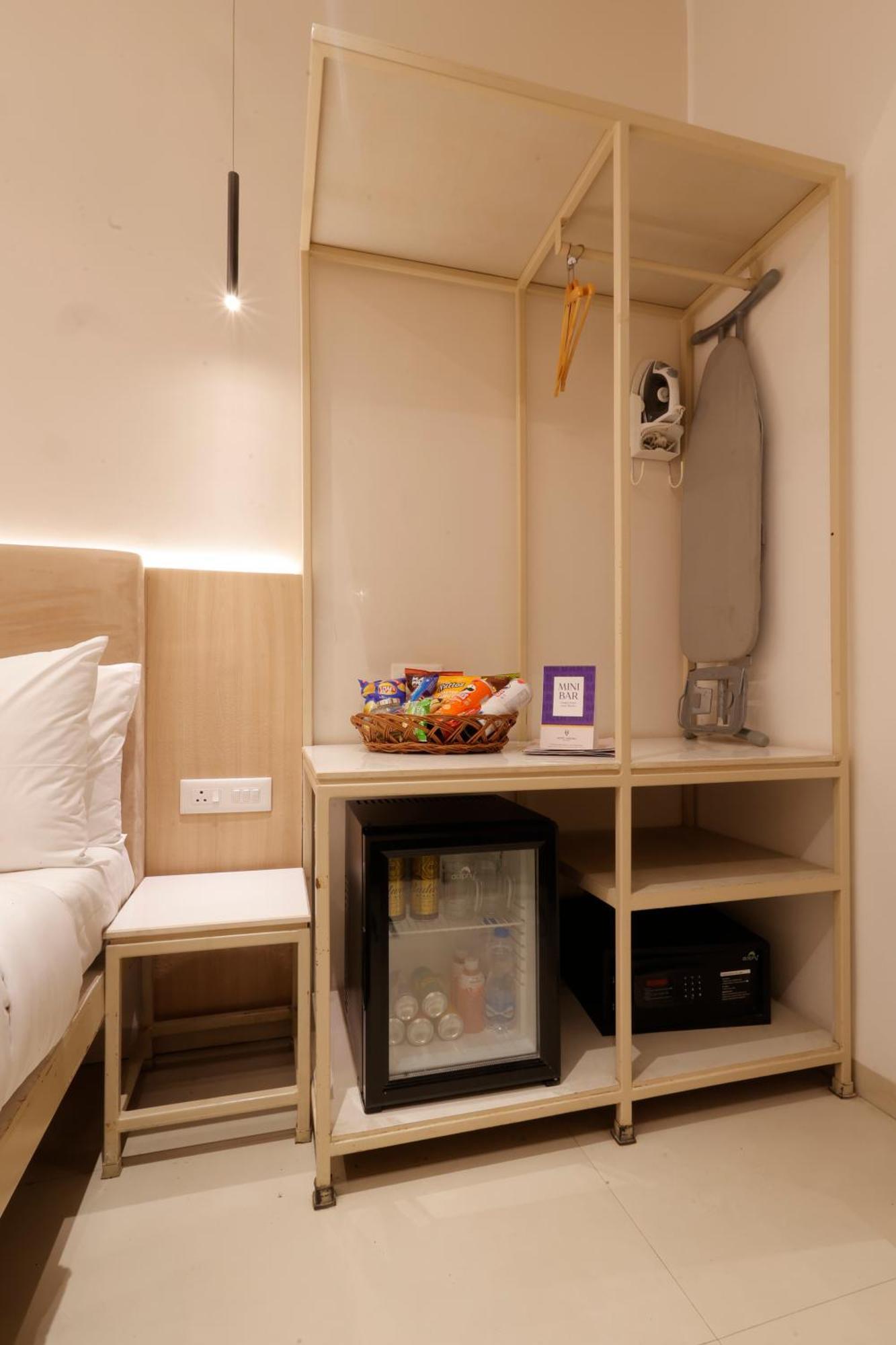 Hotel Varuna Waranasi Zewnętrze zdjęcie