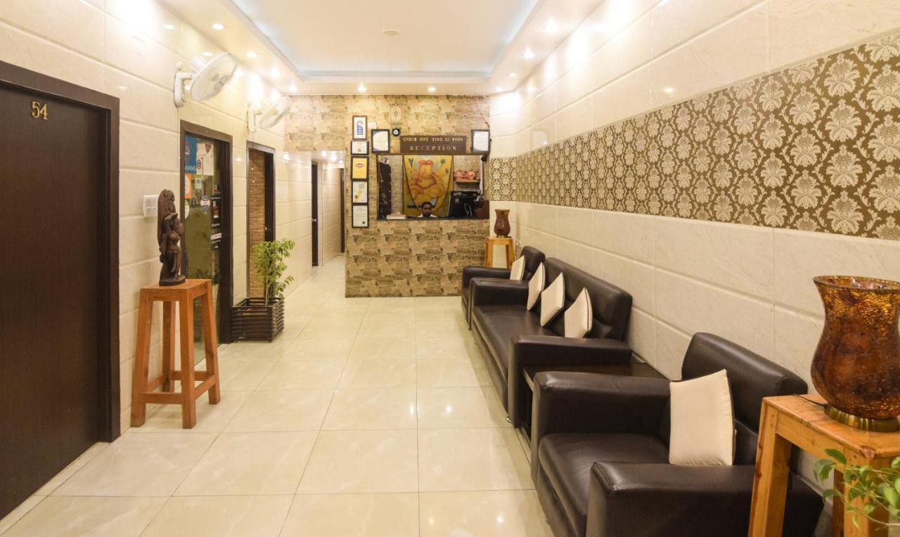 Hotel Varuna Waranasi Zewnętrze zdjęcie