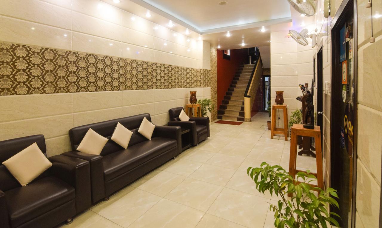 Hotel Varuna Waranasi Zewnętrze zdjęcie